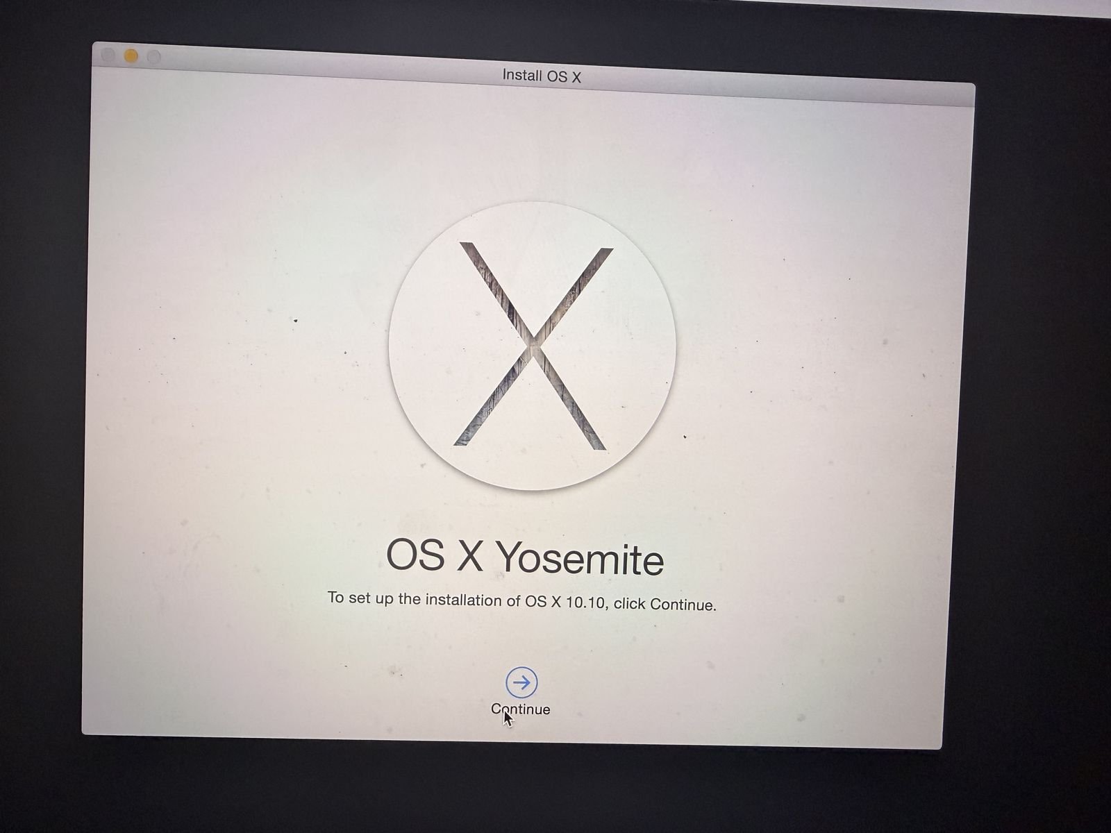 The OS X Yosemite installer starting